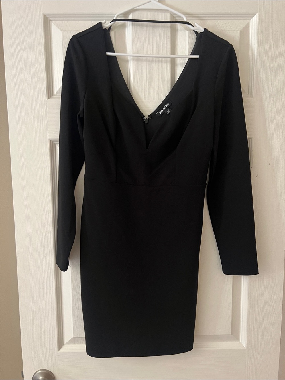 Express Black Long Sleeve V-Neck Bodycon Dress
